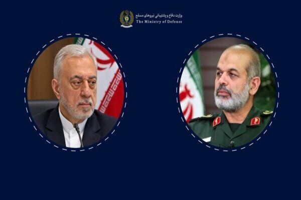 دیدار فرمانده کل سپاه و وزیر پیشنهای دفاع