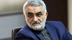 یک عضو کمیسیون امنیت ملی: هیچ‌گونه مذاکره‌ای در خصوص مسائل هسته‌ای با دشمن نداریم