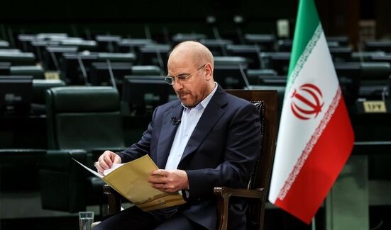 قالیباف: مدام تجهیزات نظامی جدید به منطقه می‌آورند اما ادعا می‌کنند دنبال توقف جنگ هستند