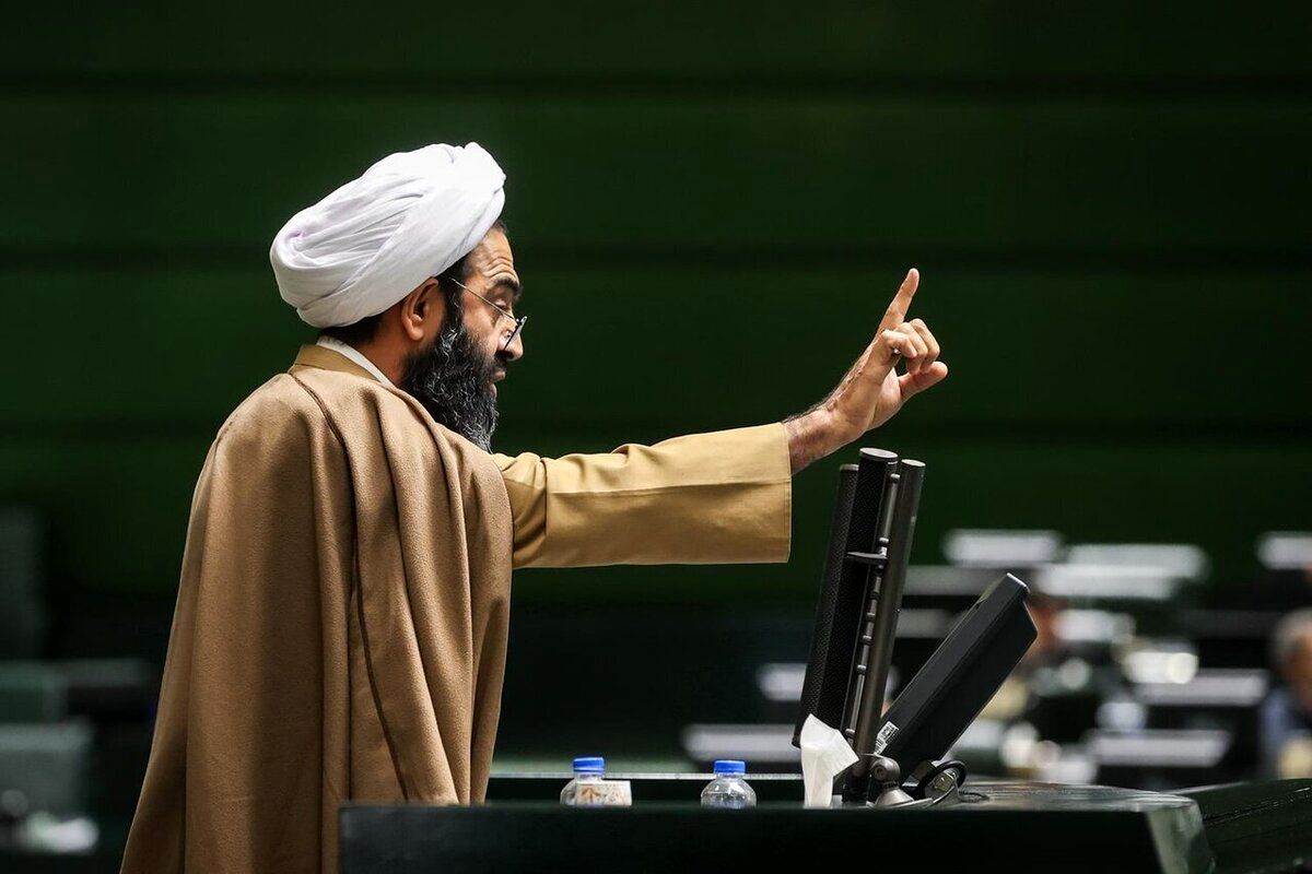 درخواست یک نماینده مجلس برای ایجاد قرارگاه جنگ اقتصادی