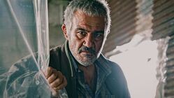 عکس | مهران غفوریان خطاب به یک زن: من را ببخش! / این زن کیست؟