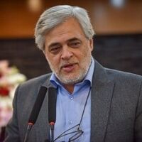 من حرف می‌زنم تو فقط گوش بده؛ من تویوتا سوار می‌شوم تو با اتوبوس برو!
