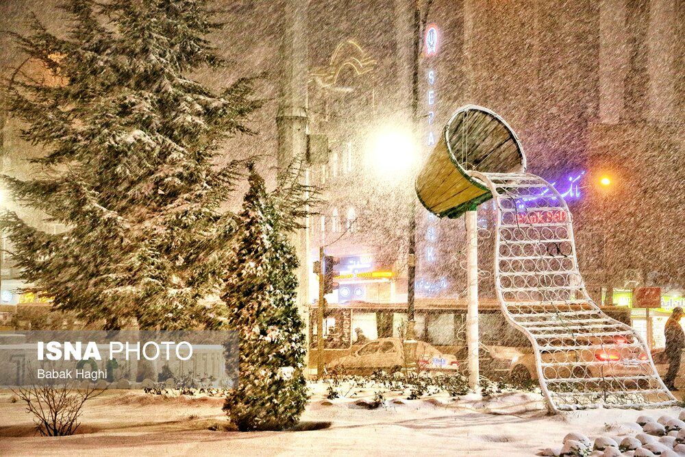 عکس | جشنواره یک روز داغ برفی در اردبیل برگزار شد