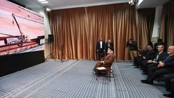 عکس | بازدید رهبر معظم انقلاب از نمایشگاه توانمندی‌های تولید داخلی