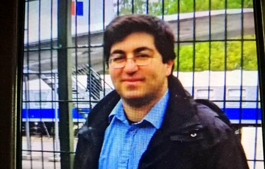 آقازاده مسعود کشمیری که در اروپا با حق‌السکوت زندگی می‌کند