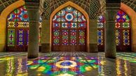 شیشه‌های رنگی مسجد وکیل بازسازی می‌شوند
