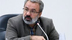 حمله نماینده مشهد به رئیس جمهور: او فاقد مولفه‌های ترسیم شده برای رئیس جمهور شدن است!