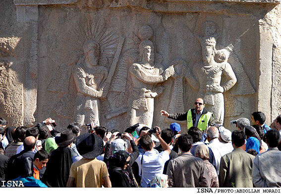 مرمت آثار باستانی عاشق می‌خواهند نه کاسب و جاهل!