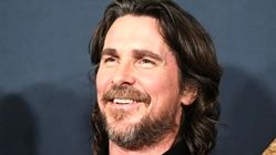 کریستین بیل در آستانه ورود به «مخمصه» قرار دارد