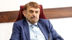 عضو مجمع تشخیص:‌ در صنعت خودرو سالانه ۹ میلیارد دلار تراز تجاری منفی وجود دارد