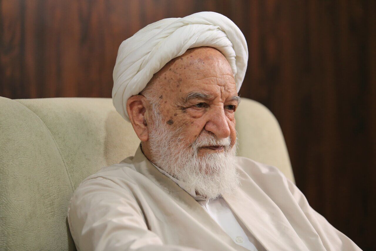 مسعودی خمینی: برخورد با زنان بدحجاب و بی‌حجاب باید از نوع «بفرما» باشد