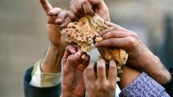 از ابتدای 1401 تا مرداد 1403 مسئولان وزارت بهداشت دولت سیزدهم از اشاره صریح به استمرار سوءتغذیه در کشور منع می‌شدند