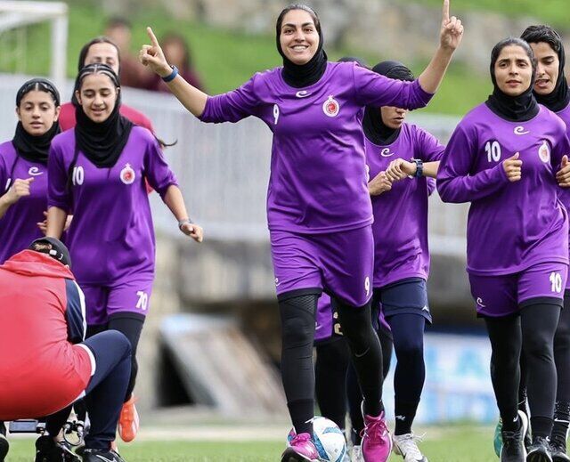 دختران فوتبالیست بم به یک چهارم نهایی لیگ قهرمانان آسیا رسیدند