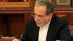 عراقچی: هرگونه تهدید علیه مردم و رهبری ما با پاسخی فوری و قدرتمند مواجه خواهد شد