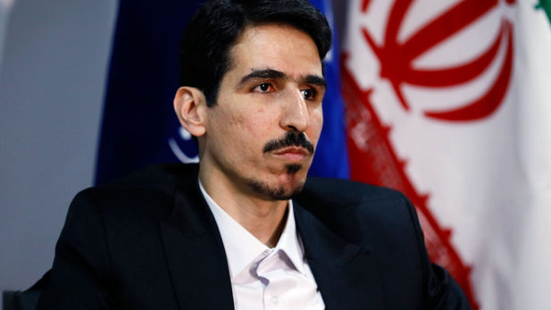 واکنش مالک شریعتی به تصویب CFT در مجمع تشخیص:‌ خودمان را مقید به معاهدات ظالمانه بین‌المللی نکنیم که آنها نیت‌های دیگری از آن دارند