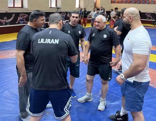 تیم ملی کشتی پهلوانی ایران با کادرفنی مازندرانی در مسابقات قهرمانی آسیا