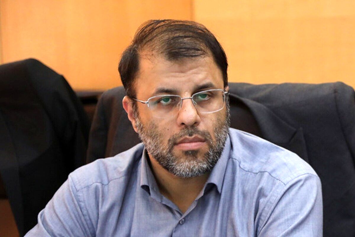 نماینده مجلس: سفارتخانههای ایران در کشورهای دیگر، تبدیل شده به محل گذران دوران بازنشستگی شخصیتهای سیاسی