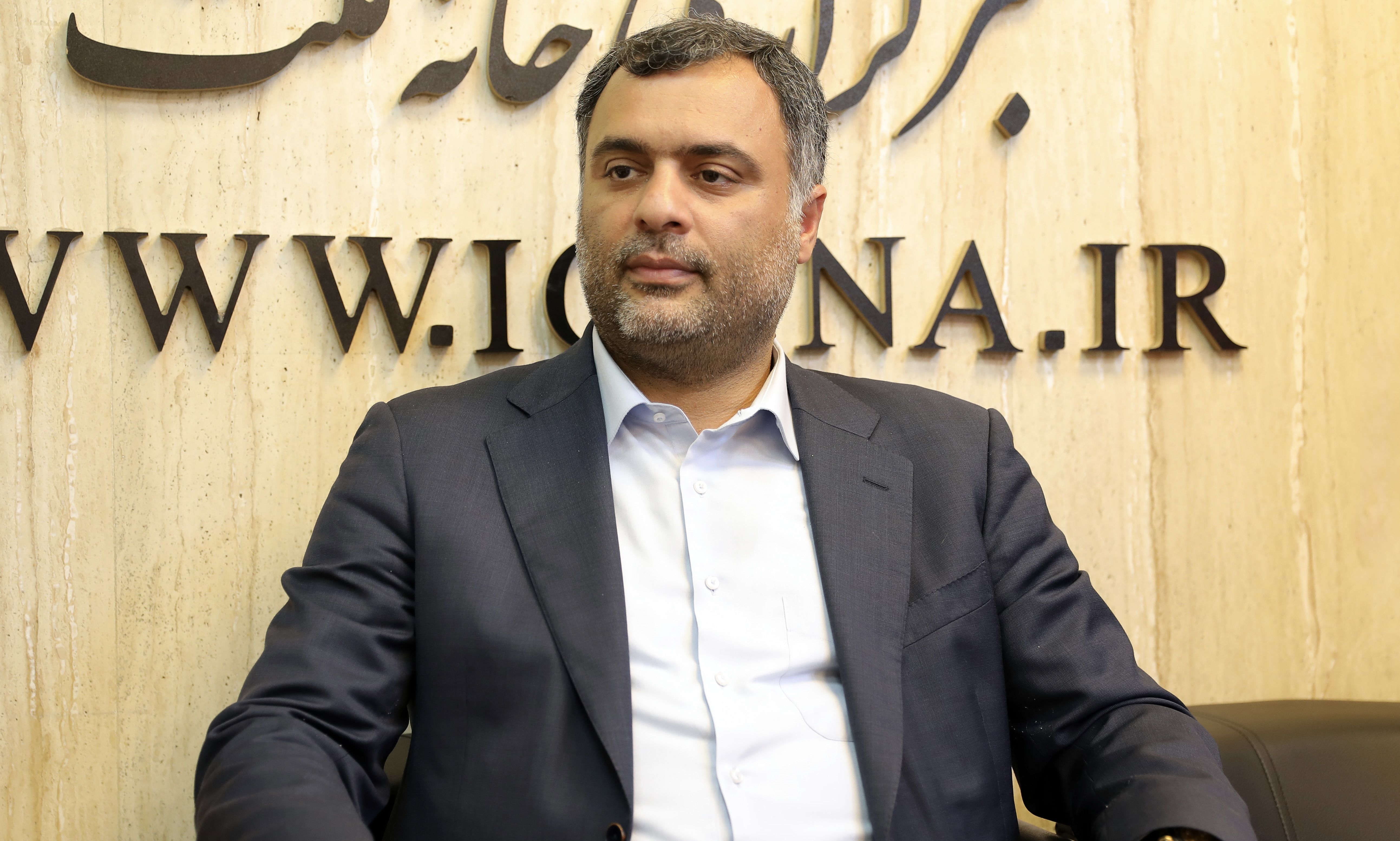 نماینده مجلس: با دخالت در قیمت‌گذاری‌ها معدل طبیعی اقتصاد را برهم می‌زنیم