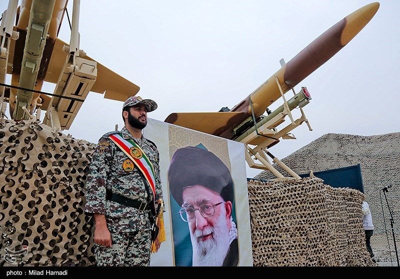 عکس | ‌الحاق پهپادهای کرار مسلح به موشک هوا‌به‌هوای مجید‌ به پدافند منطقه جنوب غرب