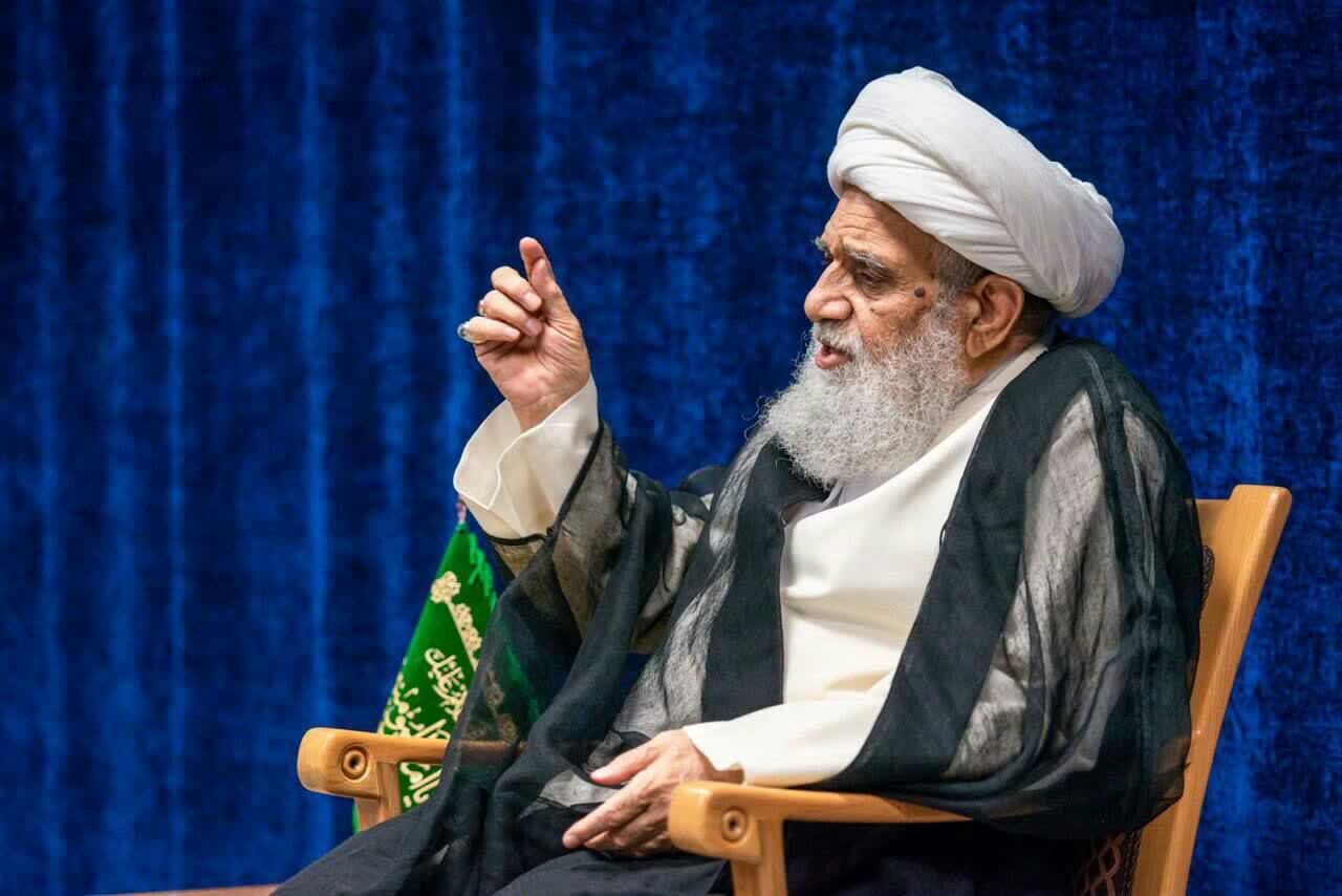 آیت الله کریمی جهرمی: زندگی بسیاری از مردم با سختی می گذرد