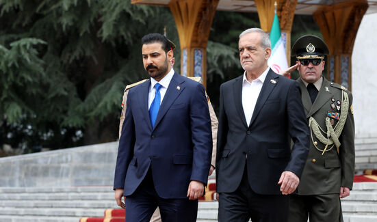 استقبال رسمی پزشکیان از نخست‌وزیر عراق