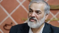 فعال سیاسی اصولگرا: بنزین باید ۷۰هزار تومان شود!