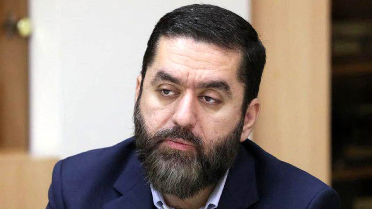 حمله مشاور قالیباف به تندروها: اینها می‌گویند ایران فقط مال ماست، انقلاب فقط مال ماست