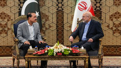 عاصم منیر با قالیباف دیدار کرد