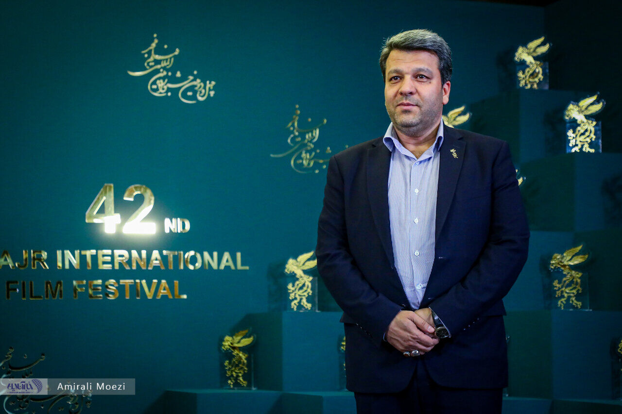 خزاعی همچنان دبیر جشنواره فجر می‌ماند؟
