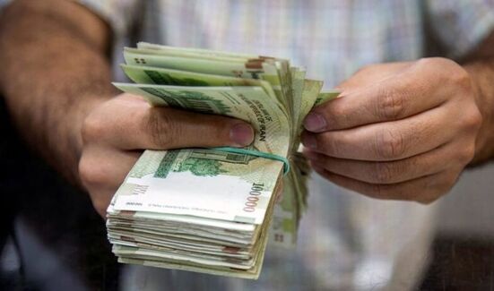 نگرانی درباره کاهش حقوق بخشی از کارکنان دستگاه‌های اجرایی