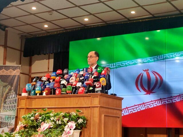 ویدئو | حقانیان درخصوص قطع برق هنگام نشست خبری: امیدوارم عمدی نباشد!