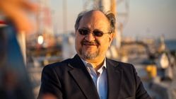 شریعتمداری: هلدینگ خلیج‌فارس ۱۰۰ درصد تعهدات ارزی خود را انجام داده است