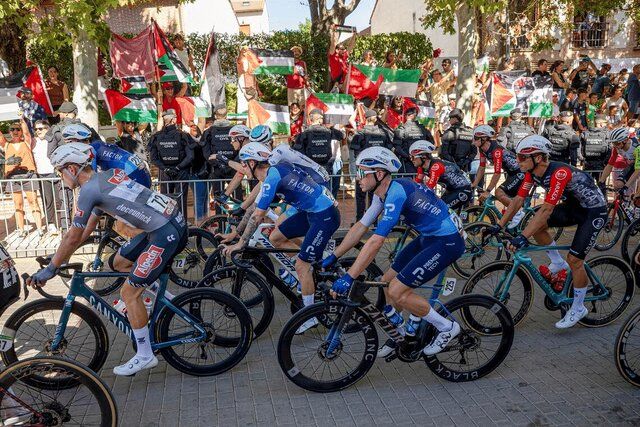 تیم اسرائیلی از مسابقات دوچرخه‌سواری ایتالیا کنار گذاشته شدند