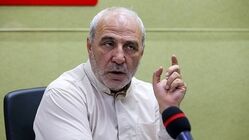 حاجی دلیگانی: عدد بزرگی از دلارهای نفتی به کشور بازنگشته است
