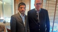 دبیر در زاگرب یا بلگراد به دیدن لاوویچ می‌رود