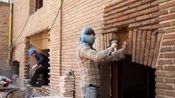 به پزشک و رادیولوژ مجوز مرمت بناهای تاریخی می‌دهند!
