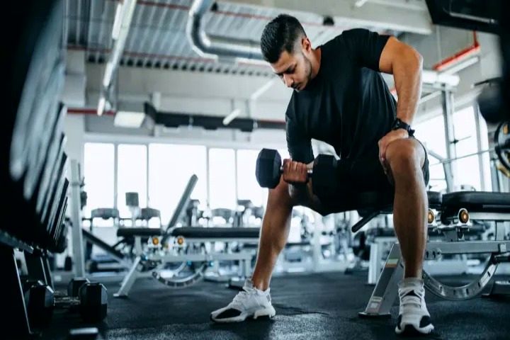 چرا تولید لباس ورزشی با کیفیت بالا ضروری است؟