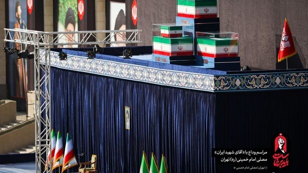 جامعه ورزش پیشگام در بیعت با رهبر شهید/ مطالبه رهبر انقلاب، سربلندی ایران در میادین بود