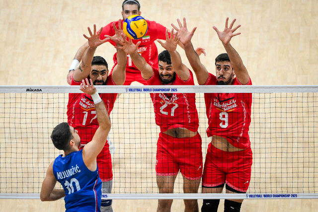 ایران یک قدم برای ثبت در تاریخ باید بردارد