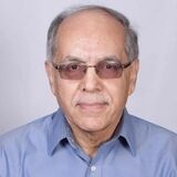 کوروش احمدی