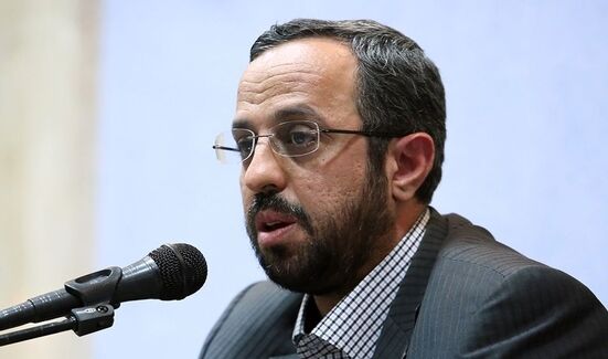 حمله دستیار رئیس مجلس به منتقدان تفاهم‌نامه اسلام‌آباد: تخصص شما در تفسیر به رای نظرات آقا مطابق با علایق خودتان است